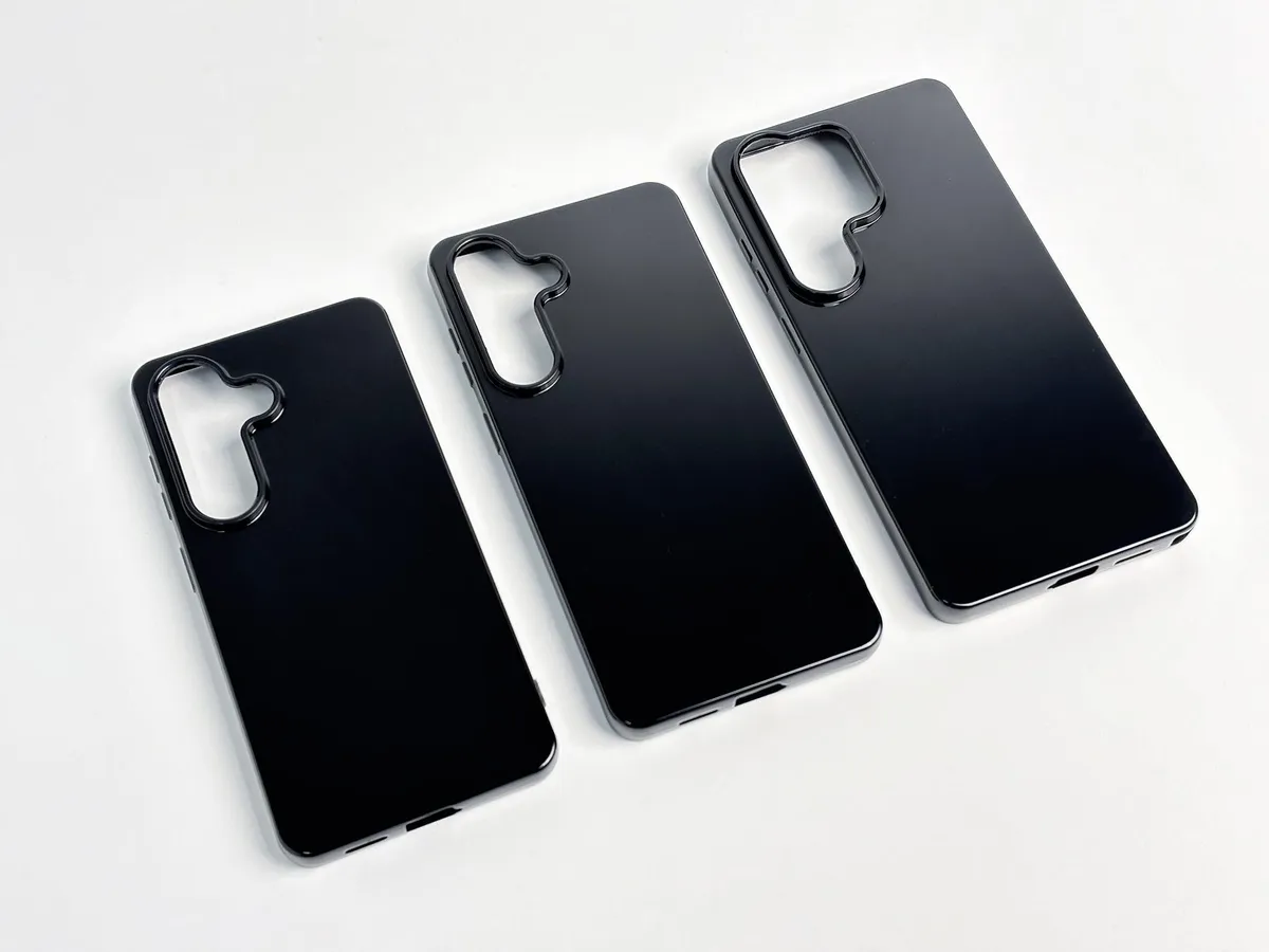 SNAPFIT Case Compatible With Samsung Galaxy S26 Ultra Plus SNAPFIT Soft TPU Glossy Black ā Camera Hole / Samsung S26