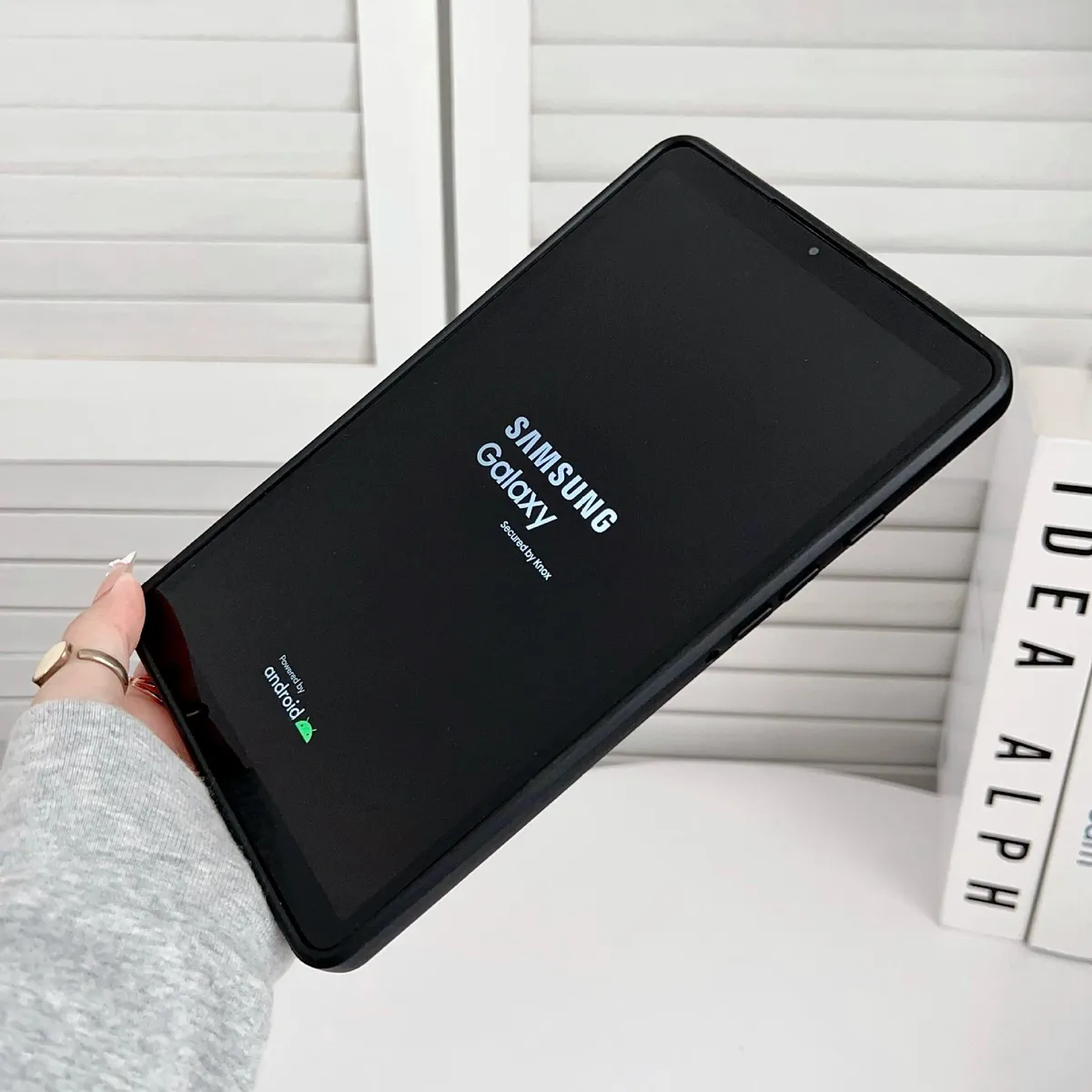 SNAPFIT Case Samsung Galaxy Tab A11 Plus Frosted Bracket Transparent — Black / Tab A11+
