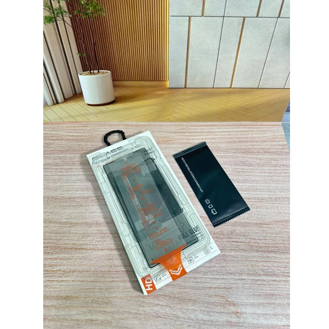 SNAPFIT Tempered Glass for Samsung Galaxy Z Fold8 Fold 8 SNAPFIT HD Clear Privacy Full Cover Anti Spy Gores Screen Guard Protector Anti Gores Full Cover Screen Guard with Tray - Primary Focuss